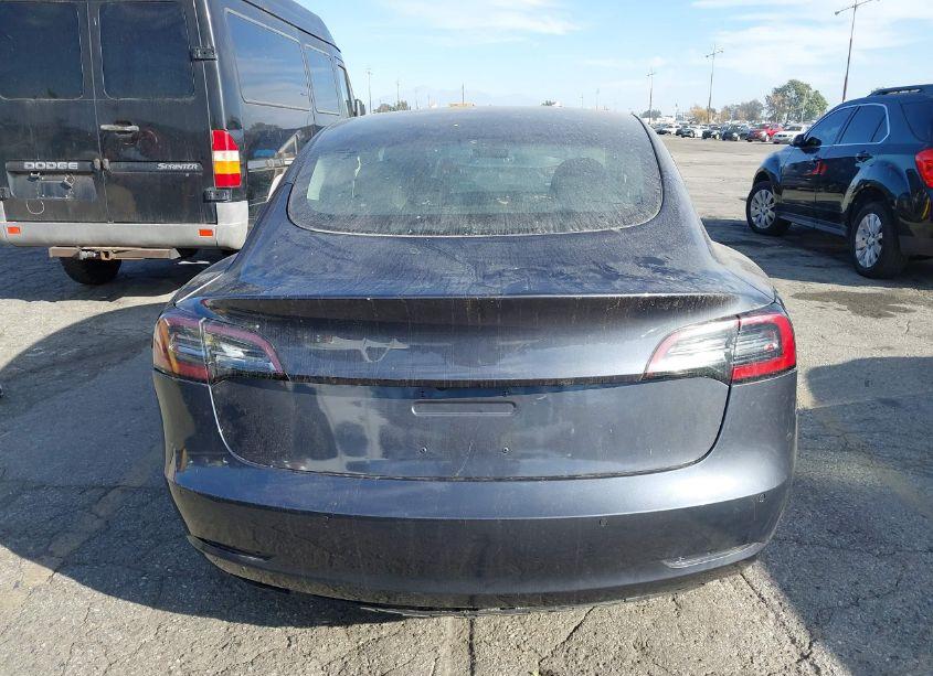 Photo 16 of 2022 Tesla Model 3 REAR-WHEEL DRIVE (VIN 5YJ3E1EA6NF190000)