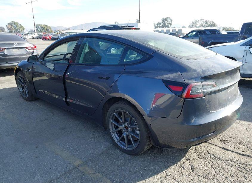 Photo 3 of 2022 Tesla Model 3 REAR-WHEEL DRIVE (VIN 5YJ3E1EA6NF190000)