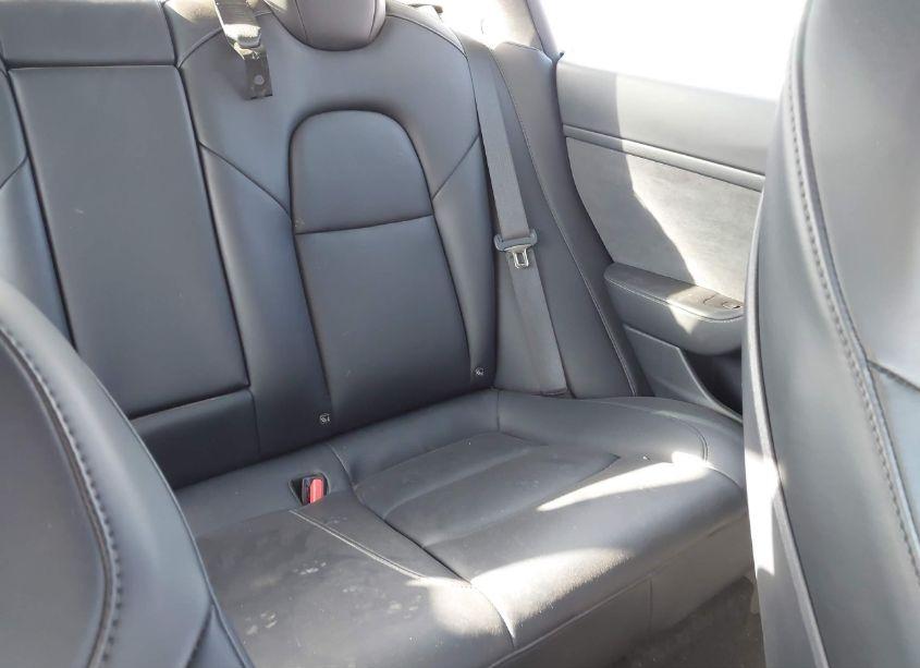 Photo 8 of 2022 Tesla Model 3 REAR-WHEEL DRIVE (VIN 5YJ3E1EA6NF190000)