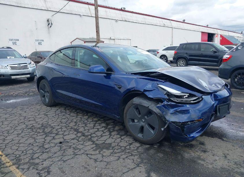 2023 Tesla Model 3 REAR-WHEEL DRIVE (VIN 5YJ3E1EA6PF590450) main photo