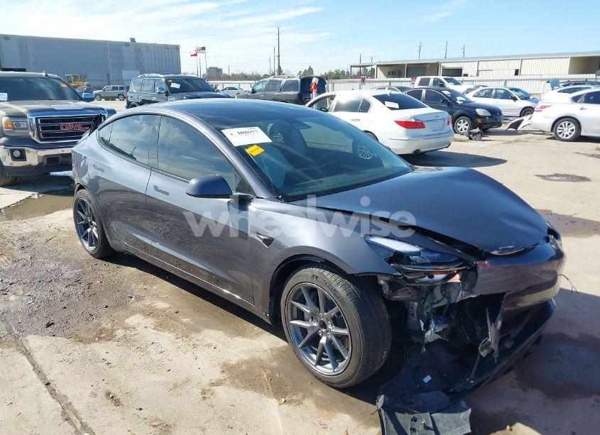 2023 Tesla Model 3 REAR-WHEEL DRIVE (VIN 5YJ3E1EA6PF661128) main photo