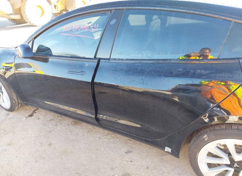 Photo 6 of 2023 Tesla Model 3 REAR-WHEEL DRIVE (VIN 5YJ3E1EA6PF671366)