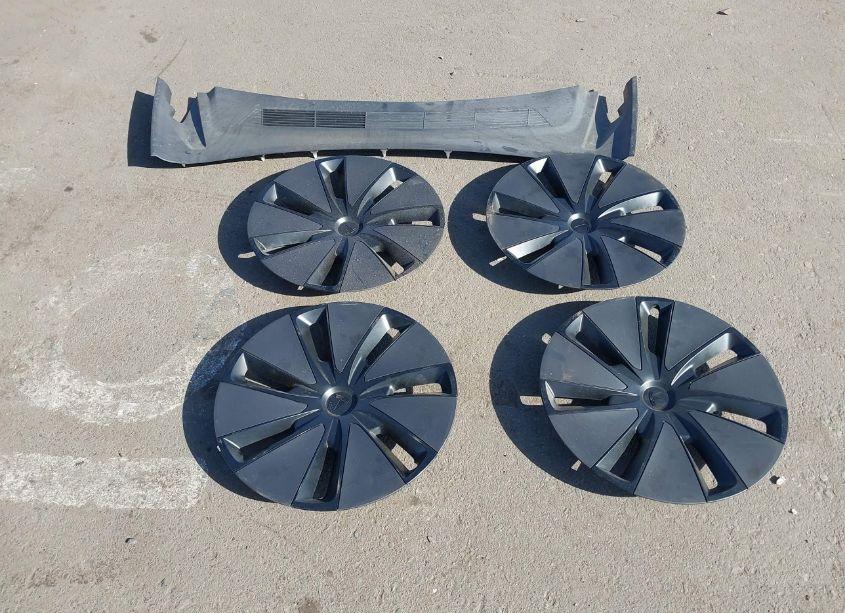 Photo 12 of 2024 Tesla Model 3 REAR-WHEEL DRIVE (VIN 5YJ3E1EA6RF727891)