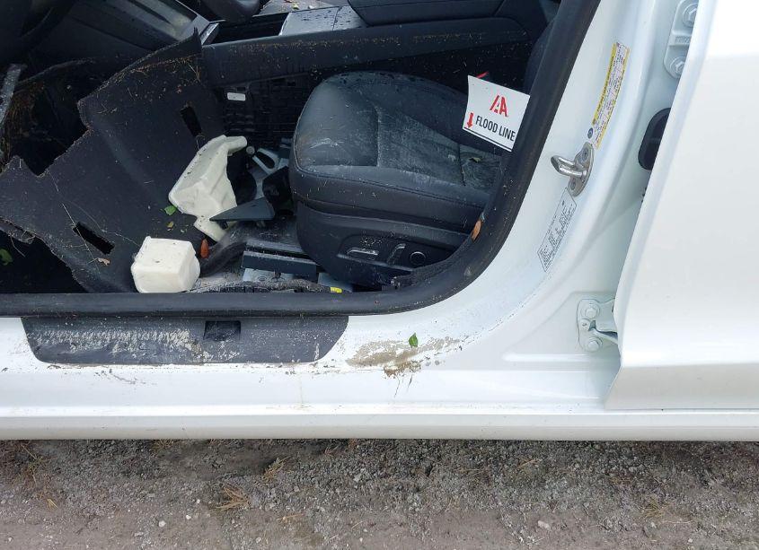 Photo 6 of 2024 Tesla Model 3 REAR-WHEEL DRIVE (VIN 5YJ3E1EA6RF751009)