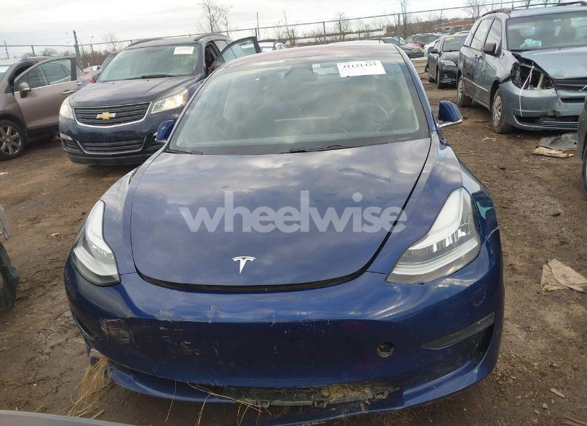 Photo 13 of 2018 Tesla Model 3 LONG RANGE/MID RANGE (VIN 5YJ3E1EA7JF019380)