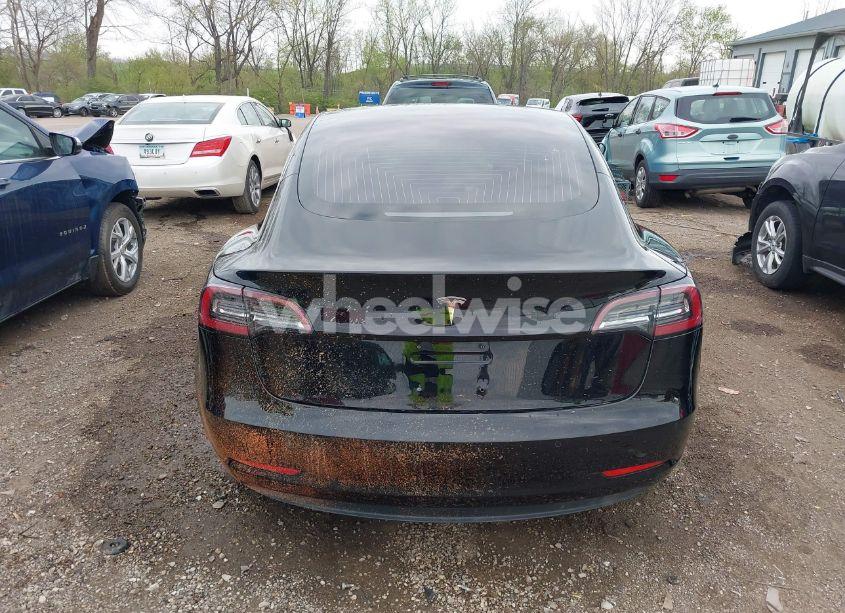 Photo 16 of 2018 Tesla Model 3 LONG RANGE/MID RANGE (VIN 5YJ3E1EA7JF035546)