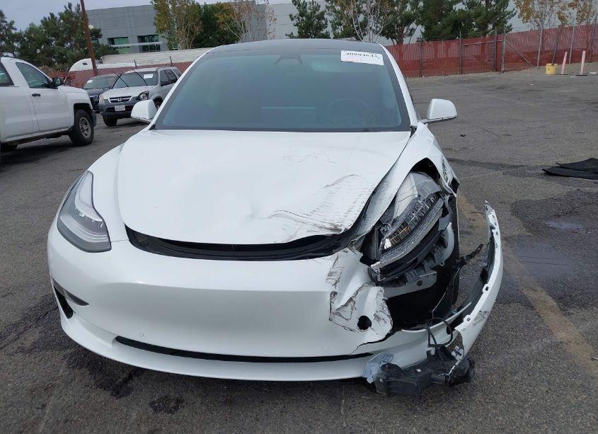 Photo 6 of 2018 Tesla Model 3 LONG RANGE/MID RANGE (VIN 5YJ3E1EA7JF047759)