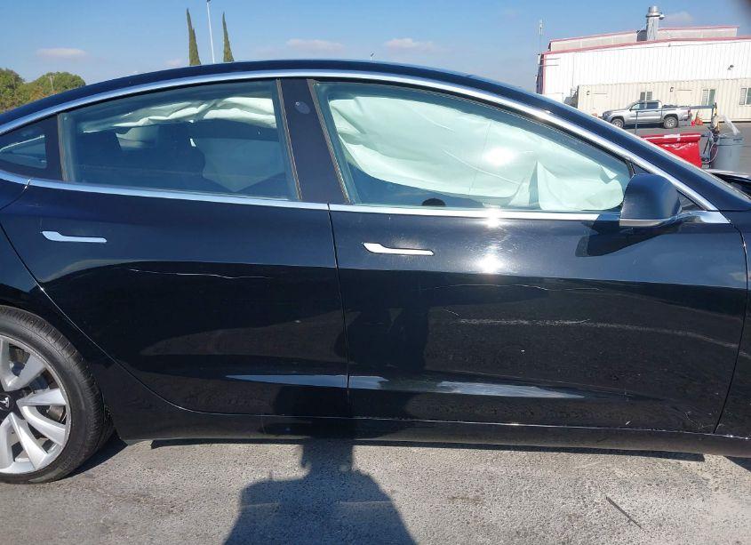 Photo 12 of 2018 Tesla Model 3 LONG RANGE/MID RANGE (VIN 5YJ3E1EA7JF176181)