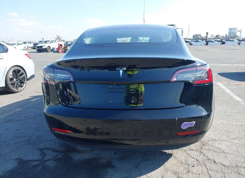 Photo 15 of 2018 Tesla Model 3 LONG RANGE/MID RANGE (VIN 5YJ3E1EA7JF176181)