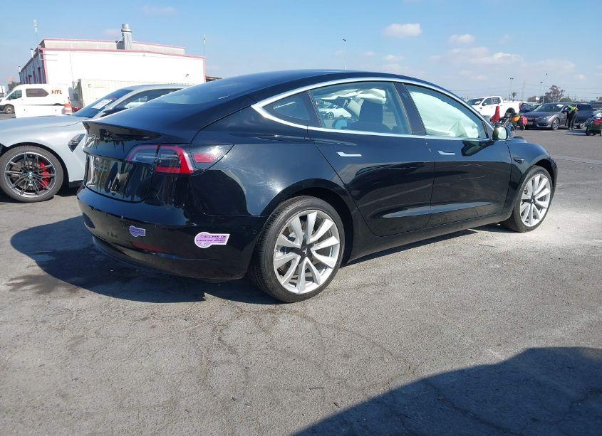 Photo 4 of 2018 Tesla Model 3 LONG RANGE/MID RANGE (VIN 5YJ3E1EA7JF176181)
