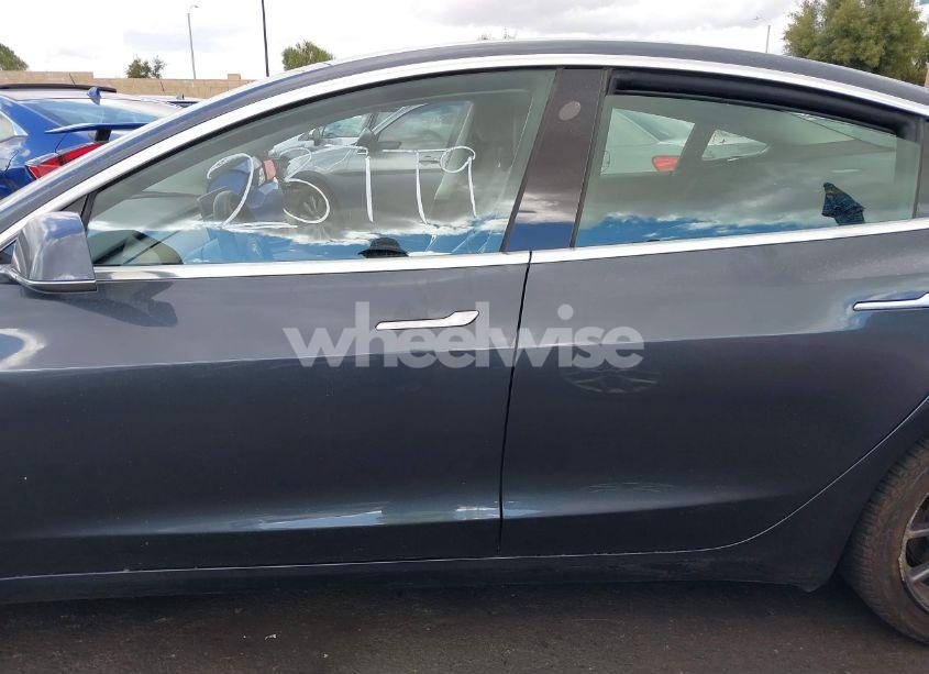 Photo 15 of 2020 Tesla Model 3 STANDARD RANGE PLUS REAR-WHEEL DRIVE/STANDARD RANGE REAR-WHEEL DRIVE (VIN 5YJ3E1EA7LF630335)