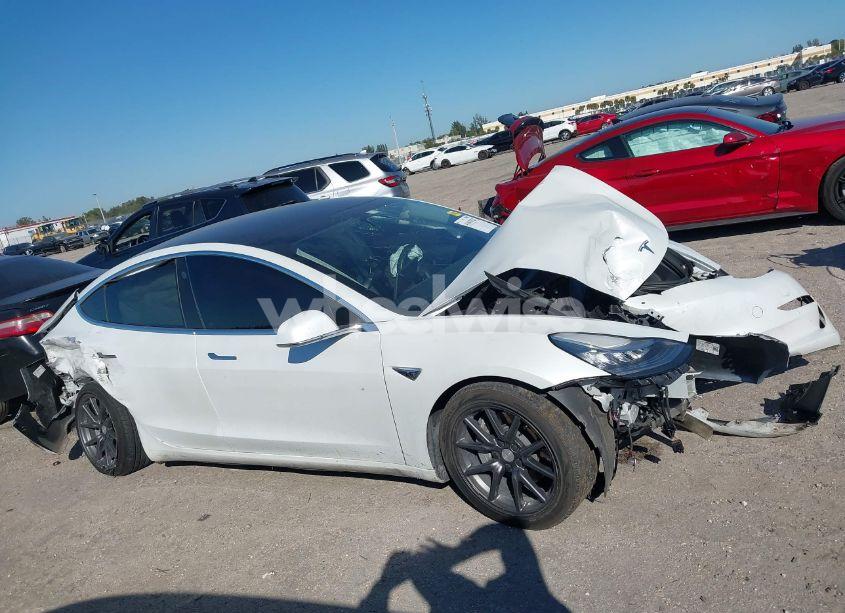 Photo 13 of 2020 Tesla Model 3 STANDARD RANGE PLUS REAR-WHEEL DRIVE/STANDARD RANGE REAR-WHEEL DRIVE (VIN 5YJ3E1EA7LF659012)