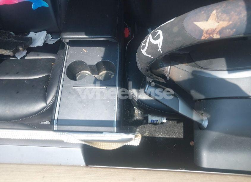 Photo 16 of 2021 Tesla Model 3 STANDARD RANGE PLUS REAR-WHEEL DRIVE (VIN 5YJ3E1EA7MF088283)