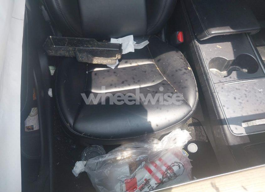 Photo 5 of 2021 Tesla Model 3 STANDARD RANGE PLUS REAR-WHEEL DRIVE (VIN 5YJ3E1EA7MF088283)