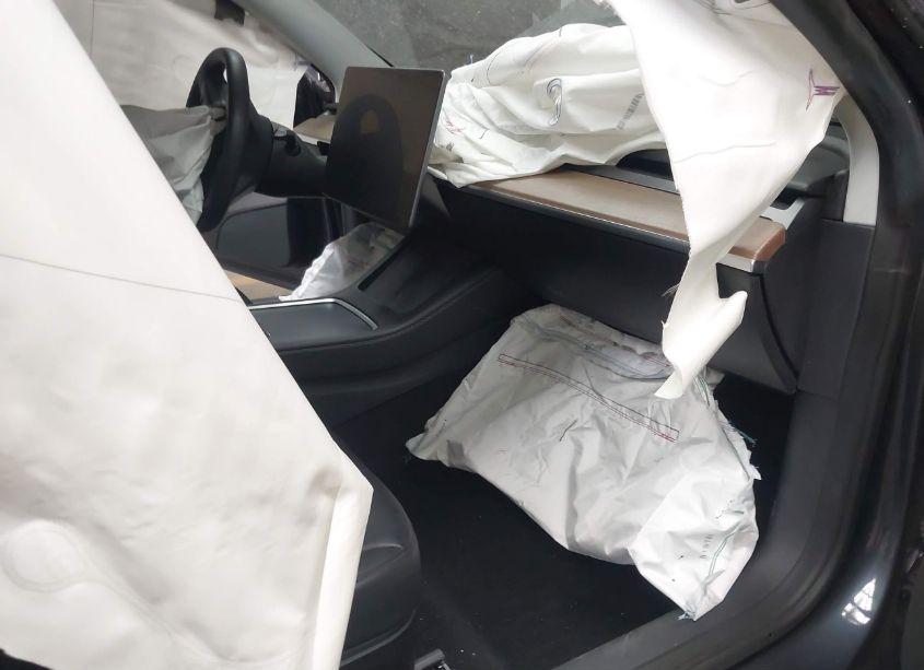 Photo 5 of 2021 Tesla Model 3 STANDARD RANGE PLUS REAR-WHEEL DRIVE (VIN 5YJ3E1EA7MF096416)