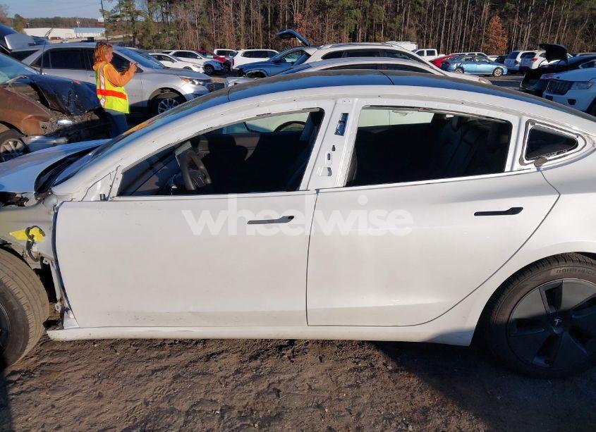 Photo 15 of 2021 Tesla Model 3 STANDARD RANGE PLUS REAR-WHEEL DRIVE (VIN 5YJ3E1EA7MF861009)