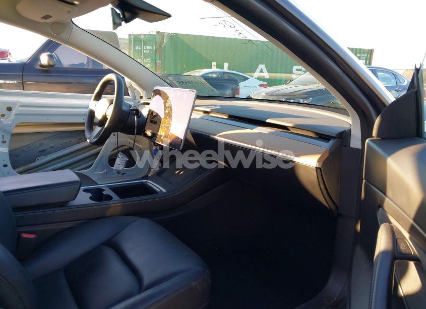 Photo 5 of 2021 Tesla Model 3 STANDARD RANGE PLUS REAR-WHEEL DRIVE (VIN 5YJ3E1EA7MF861009)