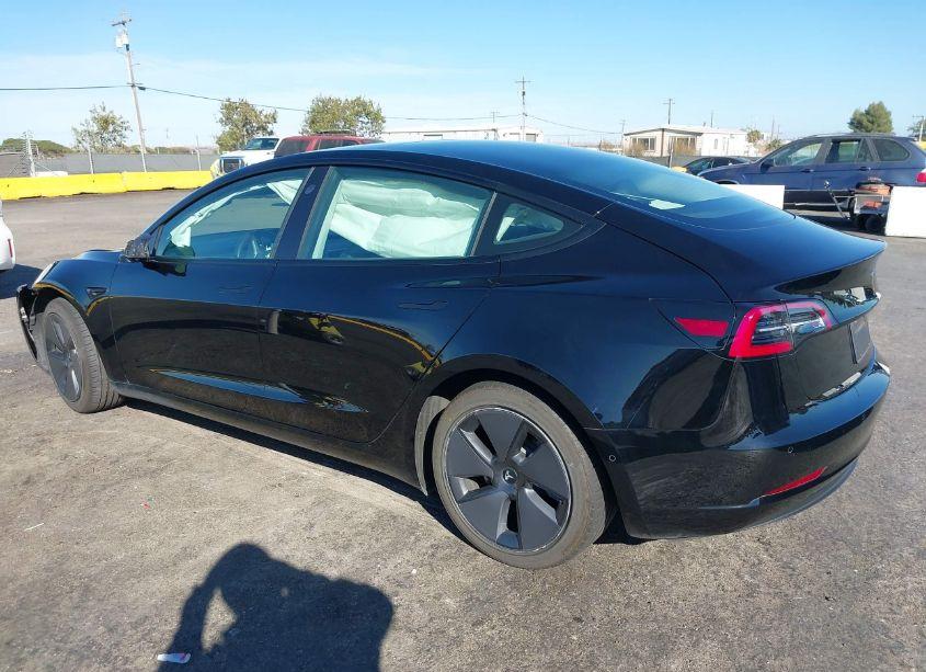 Photo 3 of 2021 Tesla Model 3 STANDARD RANGE PLUS REAR-WHEEL DRIVE (VIN 5YJ3E1EA7MF929485)