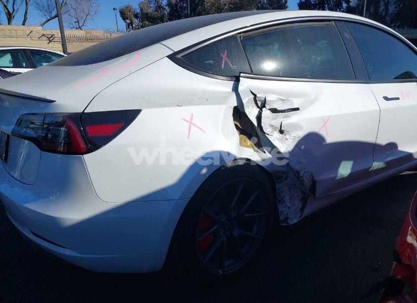 Photo 6 of 2021 Tesla Model 3 STANDARD RANGE PLUS REAR-WHEEL DRIVE (VIN 5YJ3E1EA7MF994322)