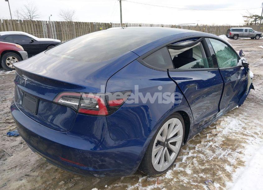 Photo 4 of 2022 Tesla Model 3 REAR-WHEEL DRIVE (VIN 5YJ3E1EA7NF289117)