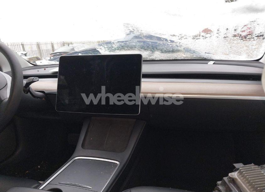 Photo 5 of 2022 Tesla Model 3 REAR-WHEEL DRIVE (VIN 5YJ3E1EA7NF289117)