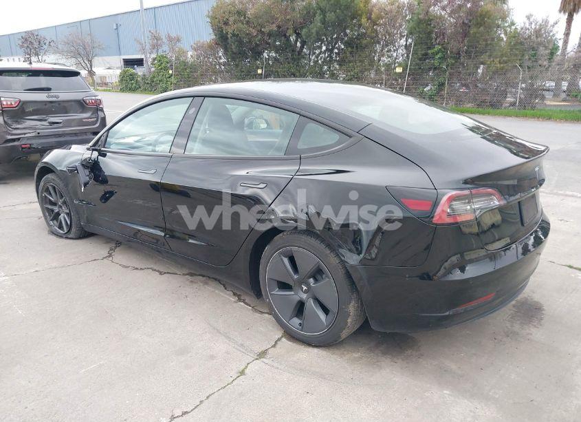 Photo 3 of 2022 Tesla Model 3 REAR-WHEEL DRIVE (VIN 5YJ3E1EA7NF316039)