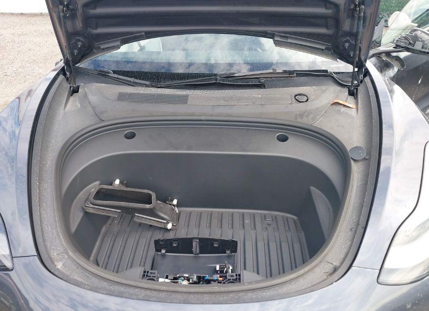 Photo 10 of 2023 Tesla Model 3 REAR-WHEEL DRIVE (VIN 5YJ3E1EA7PF657654)