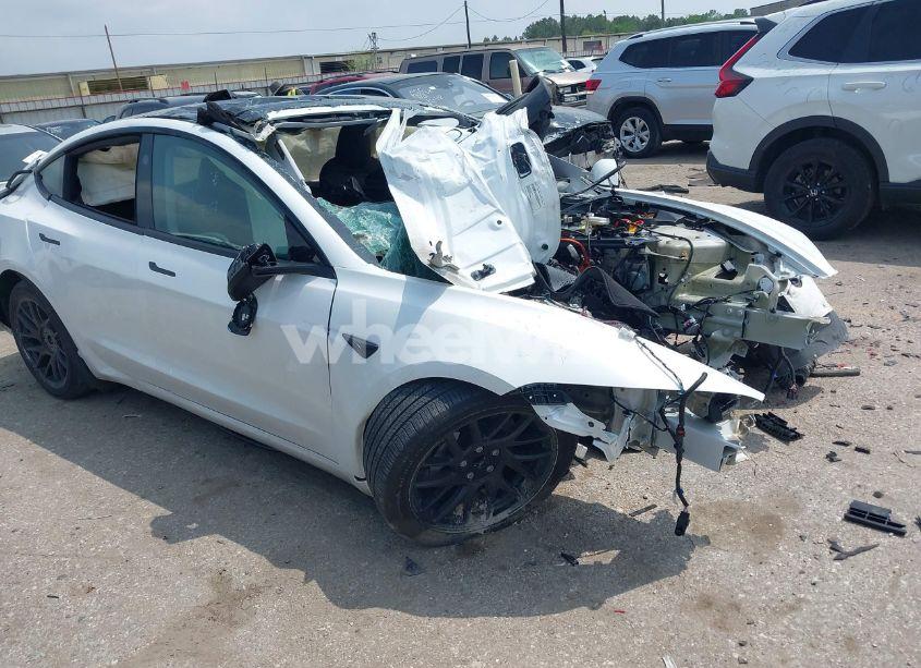 2024 Tesla Model 3 LONG RANGE DUAL MOTOR ALL-WHEEL DRIVE/REAR-WHEEL DRIVE (VIN 5YJ3E1EA7RF767266) main photo