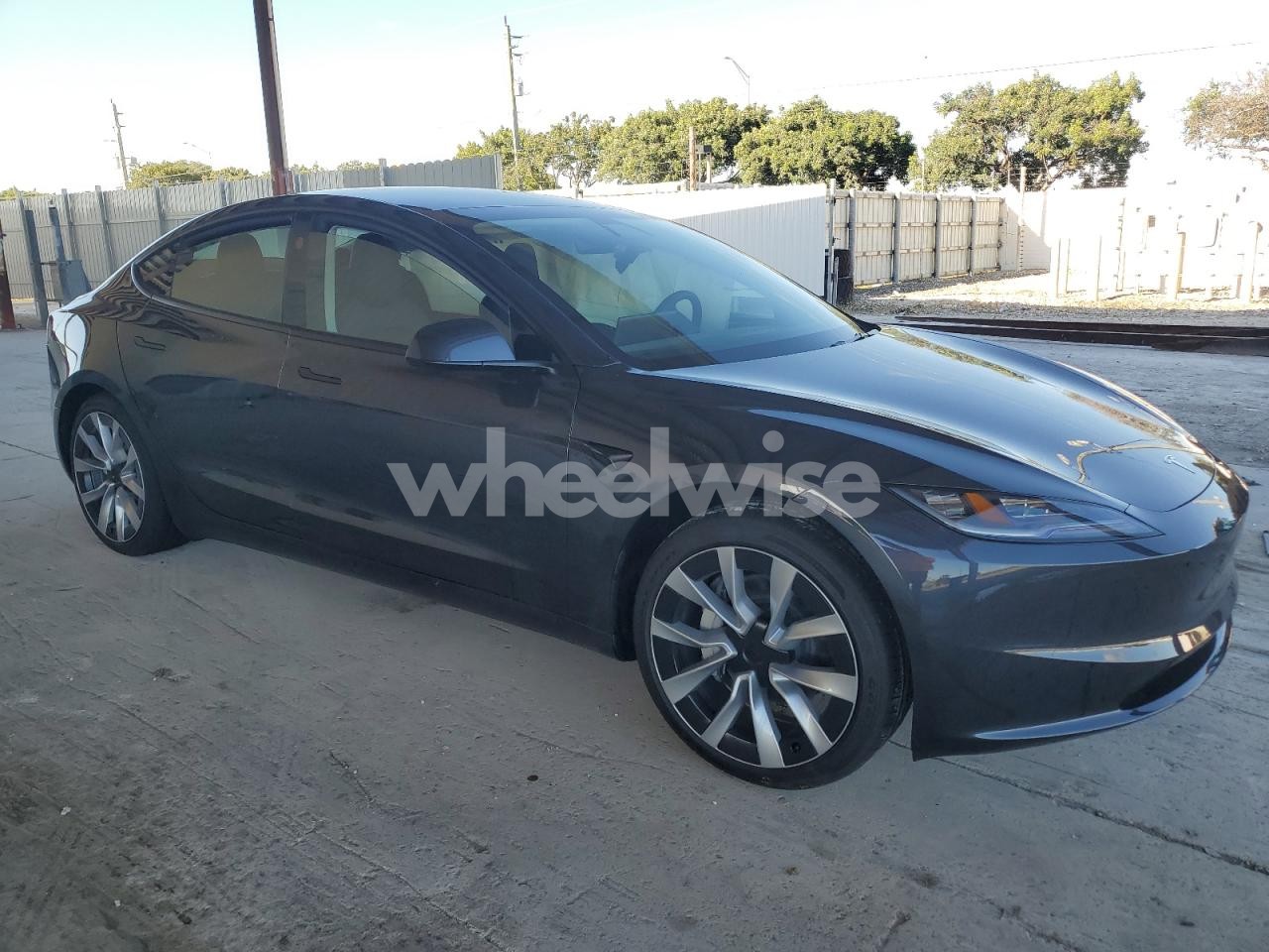 Photo 4 of 2025 TESLA MODEL 3 (VIN 5YJ3E1EA7SF045236)