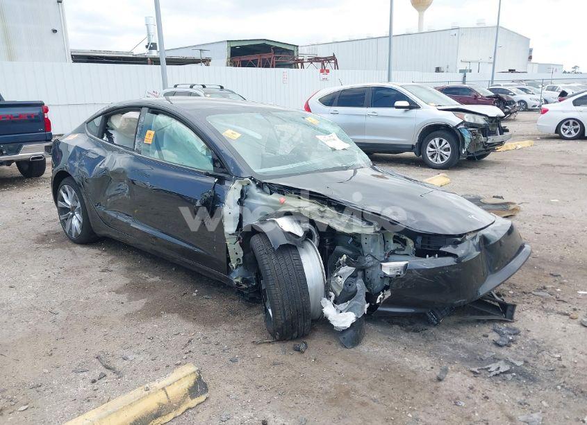 2025 Tesla Model 3 LONG RANGE REAR-WHEEL DRIVE (VIN 5YJ3E1EA7SF940886) main photo