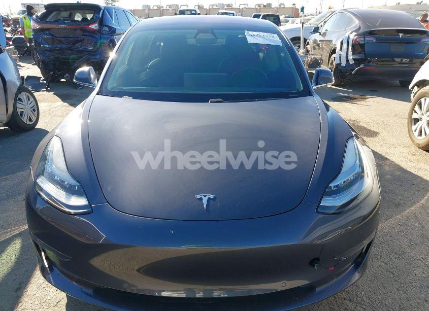 Photo 12 of 2018 Tesla Model 3 LONG RANGE/MID RANGE (VIN 5YJ3E1EA8JF008498)
