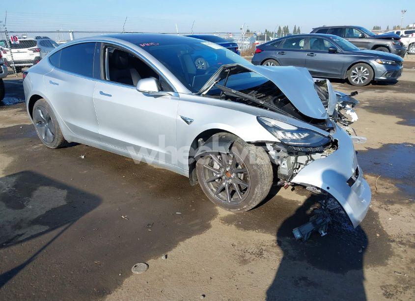 2018 Tesla Model 3 LONG RANGE/MID RANGE (VIN 5YJ3E1EA8JF010350) main photo