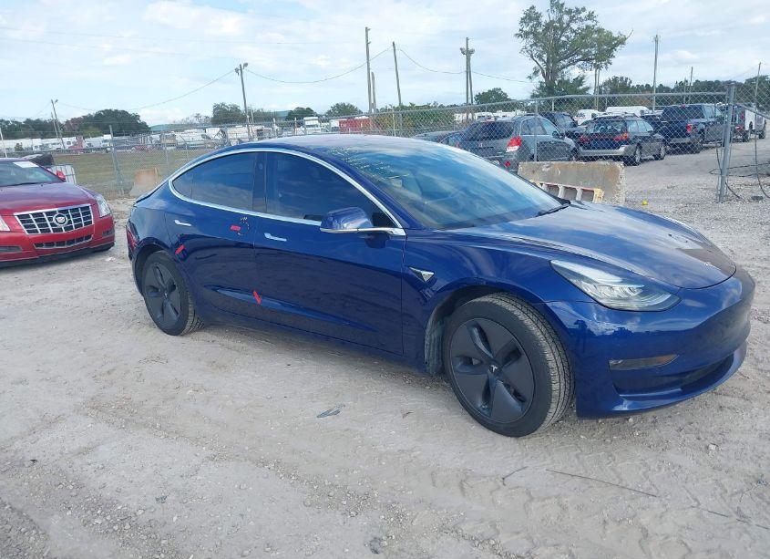 2018 Tesla Model 3 LONG RANGE/MID RANGE (VIN 5YJ3E1EA8JF058981) main photo