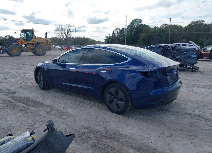 Photo 3 of 2018 Tesla Model 3 LONG RANGE/MID RANGE (VIN 5YJ3E1EA8JF058981)