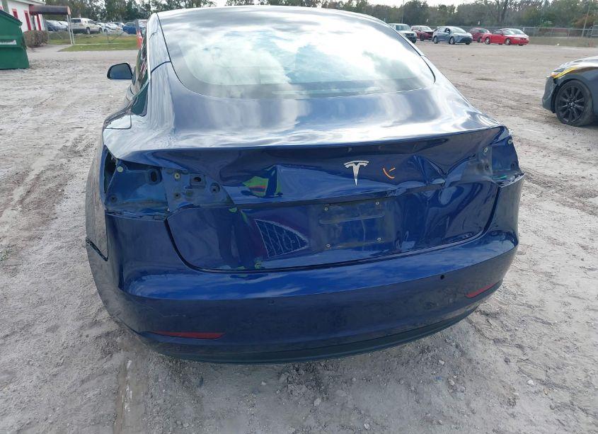 Photo 6 of 2018 Tesla Model 3 LONG RANGE/MID RANGE (VIN 5YJ3E1EA8JF058981)