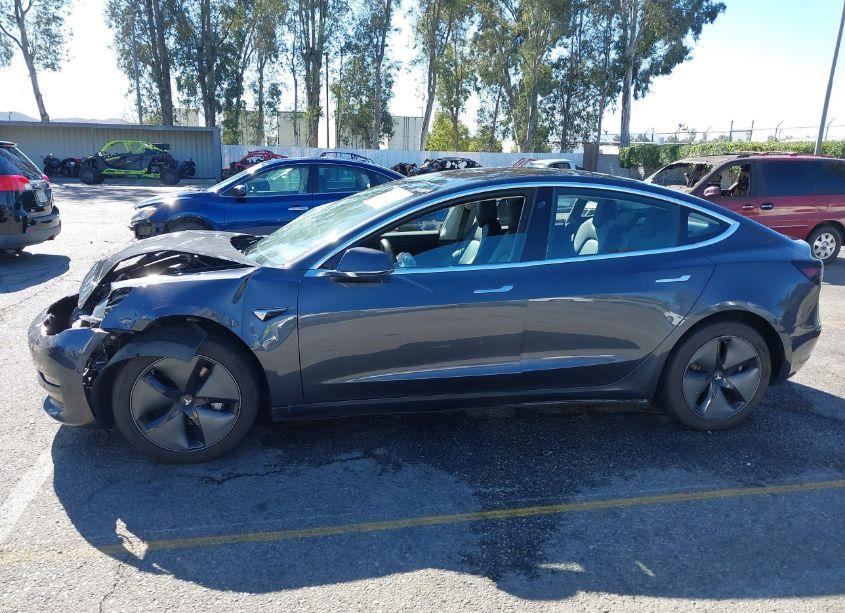 Photo 13 of 2018 Tesla Model 3 LONG RANGE/MID RANGE (VIN 5YJ3E1EA8JF102008)