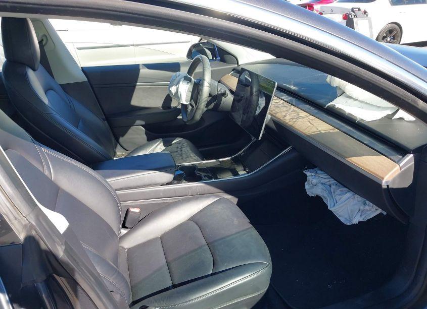 Photo 5 of 2018 Tesla Model 3 LONG RANGE/MID RANGE (VIN 5YJ3E1EA8JF102008)