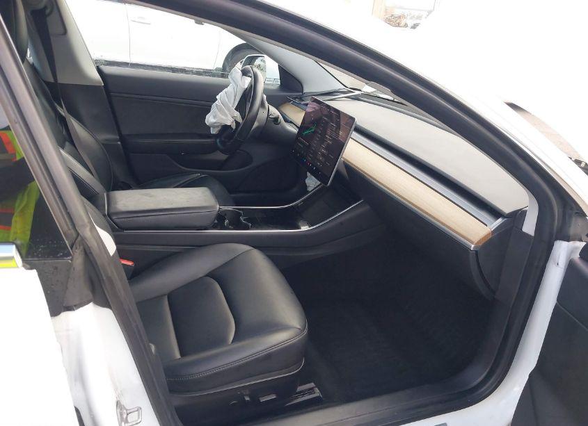Photo 5 of 2019 Tesla Model 3 LONG RANGE/MID RANGE/STANDARD RANGE/STANDARD RANGE PLUS (VIN 5YJ3E1EA8KF401595)