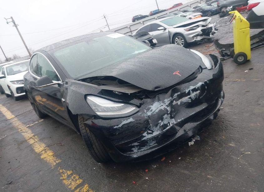 2019 Tesla Model 3 LONG RANGE/MID RANGE/STANDARD RANGE/STANDARD RANGE PLUS (VIN 5YJ3E1EA8KF426755) main photo