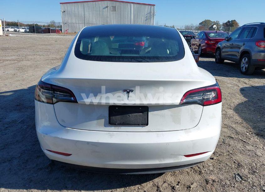 Photo 17 of 2021 Tesla Model 3 STANDARD RANGE PLUS REAR-WHEEL DRIVE (VIN 5YJ3E1EA8MF851900)