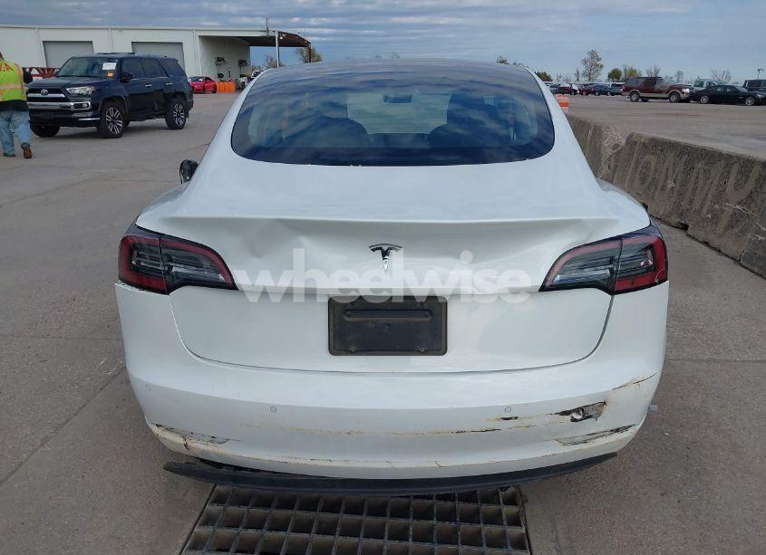 Photo 16 of 2021 Tesla Model 3 STANDARD RANGE PLUS REAR-WHEEL DRIVE (VIN 5YJ3E1EA8MF871578)