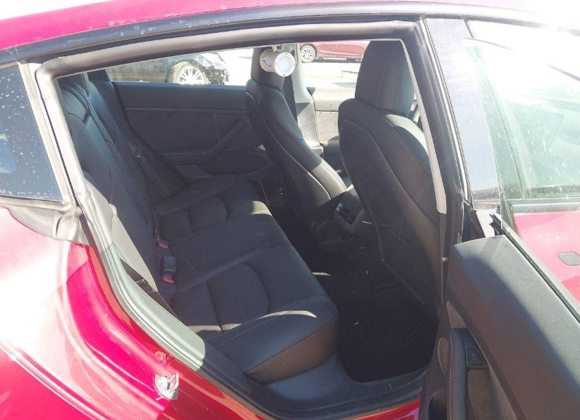 Photo 8 of 2022 Tesla Model 3 REAR-WHEEL DRIVE (VIN 5YJ3E1EA8NF170671)