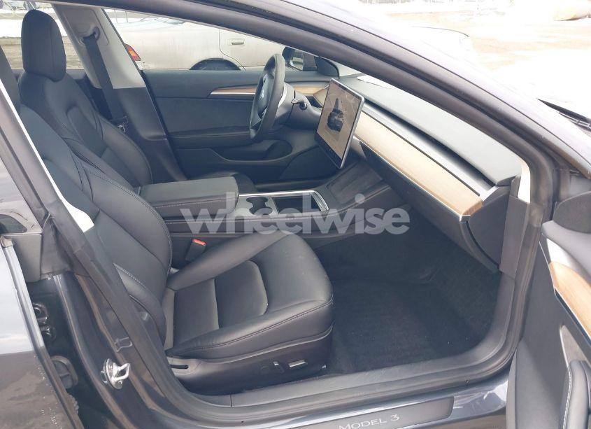 Photo 5 of 2022 Tesla Model 3 REAR-WHEEL DRIVE (VIN 5YJ3E1EA8NF337191)