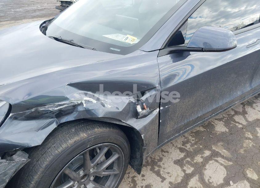 Photo 6 of 2022 Tesla Model 3 REAR-WHEEL DRIVE (VIN 5YJ3E1EA8NF337191)