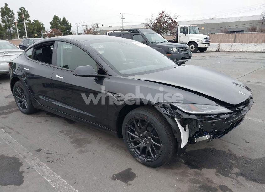 2025 Tesla Model 3 LONG RANGE REAR-WHEEL DRIVE (VIN 5YJ3E1EA8SF901465) main photo