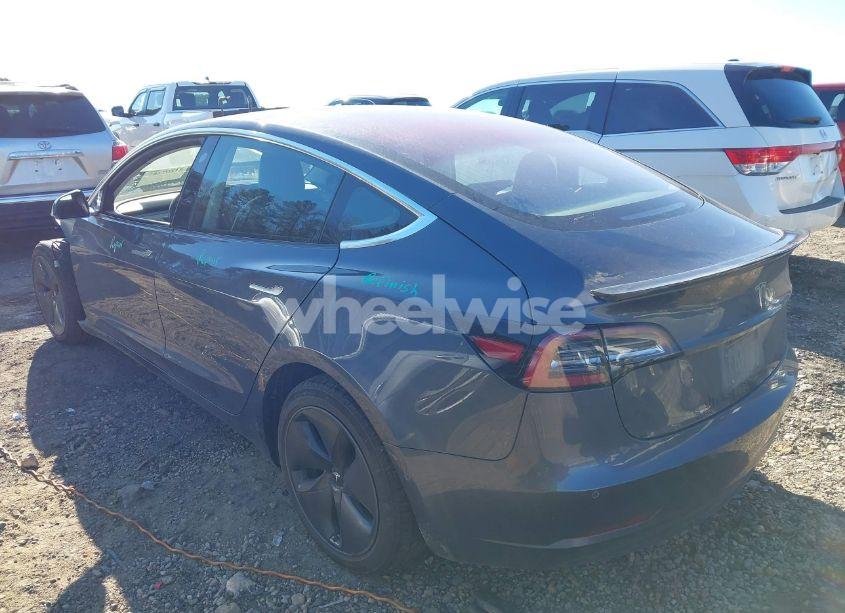 Photo 3 of 2018 Tesla Model 3 LONG RANGE/MID RANGE (VIN 5YJ3E1EA9JF018814)