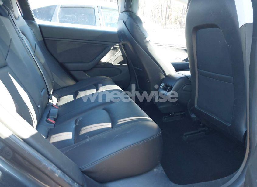 Photo 8 of 2018 Tesla Model 3 LONG RANGE/MID RANGE (VIN 5YJ3E1EA9JF018814)