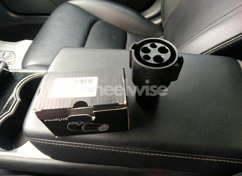 Photo 12 of 2018 Tesla Model 3 LONG RANGE/MID RANGE (VIN 5YJ3E1EA9JF053983)