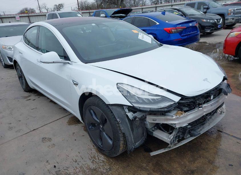 2018 Tesla Model 3 LONG RANGE/MID RANGE (VIN 5YJ3E1EA9JF060674) main photo