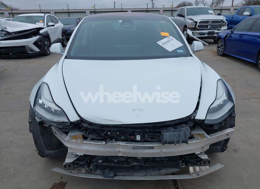 Photo 13 of 2018 Tesla Model 3 LONG RANGE/MID RANGE (VIN 5YJ3E1EA9JF060674)